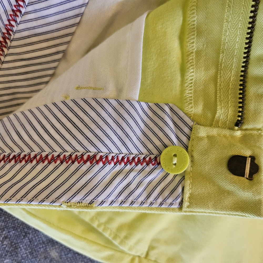 Lands End Shorts - Picture 4 of 6